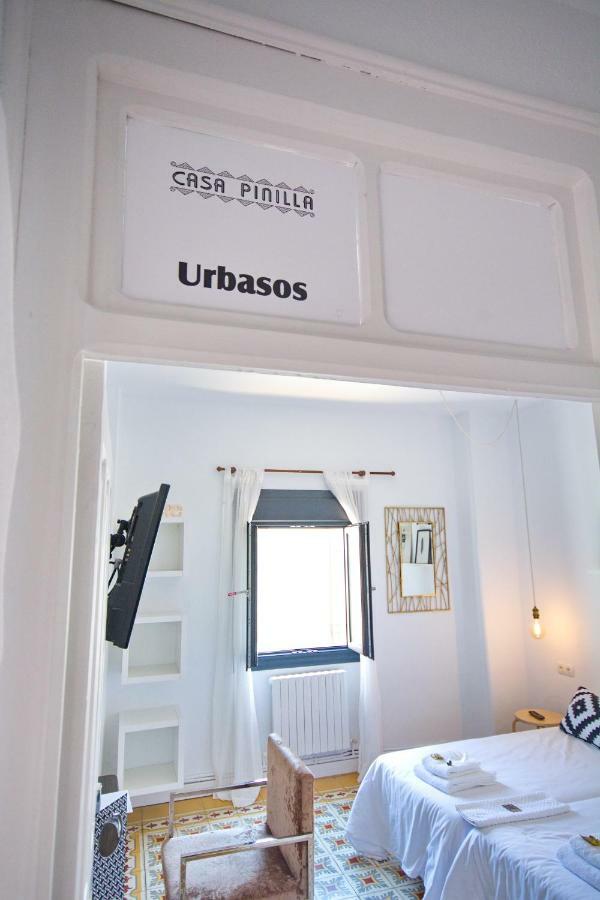 Pension Casa Pinilla カスカンテ エクステリア 写真